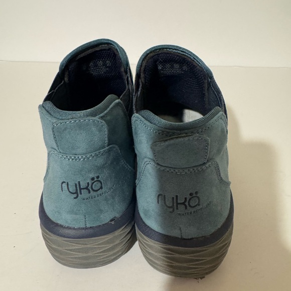Ryka Blue Water Repellent Booties Size8 - Picture 3 of 7